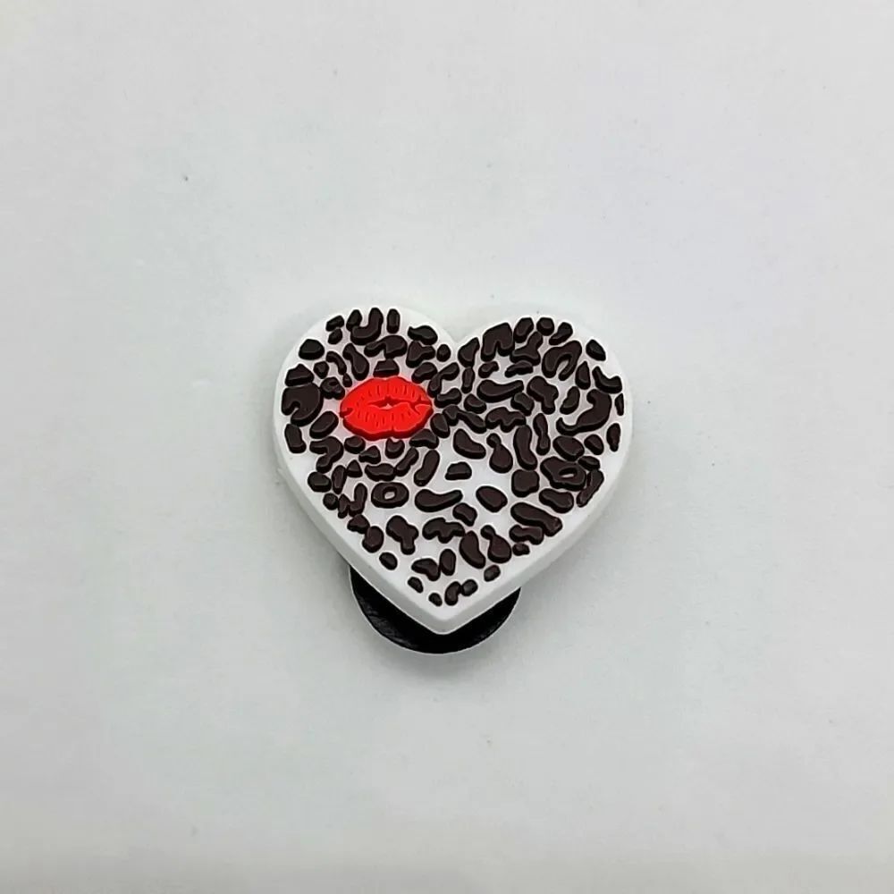 🎈5/$10🎈 PATCHES..CROC CHARMS.. heart..